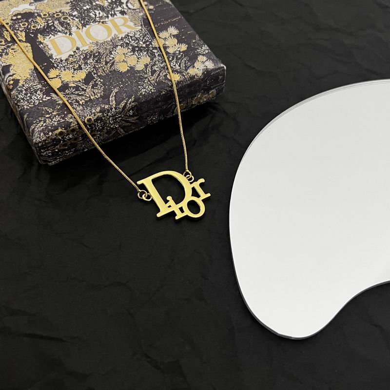 Dior Necklace 05lyr515